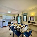 וילה Summer 1 With Pool By Homing