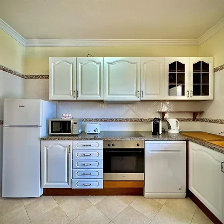 Willa Summer 1 With Pool By Homing Albufeira